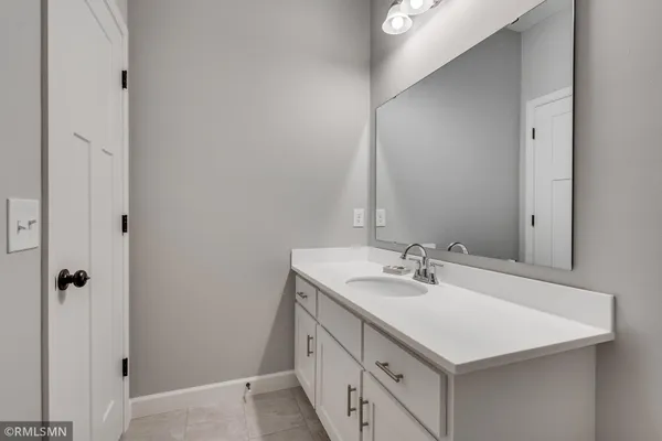 $749,900 | 920 Buffalo Street, Delano, MN 55328