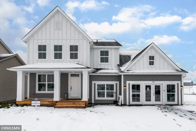 $749,900 | 920 Buffalo Street Northwest, Delano, MN 55328