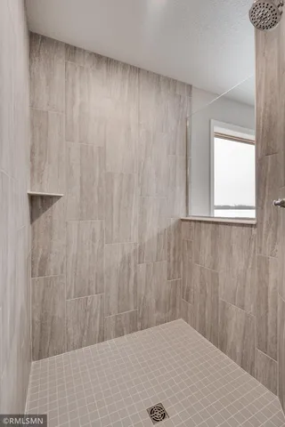 $749,900 | 920 Buffalo Street Northwest, Delano, MN 55328