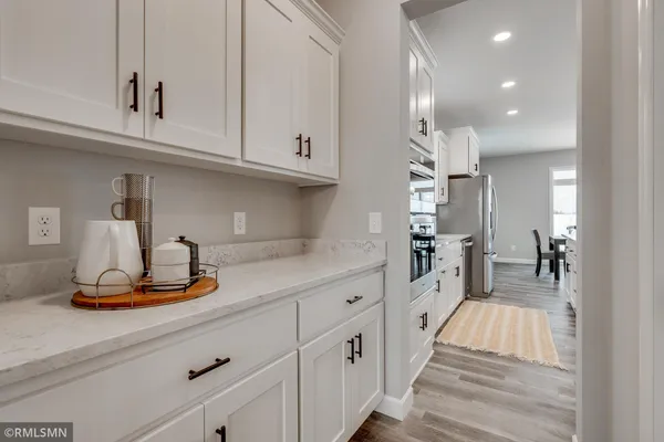 $749,900 | 920 Buffalo Street, Delano, MN 55328