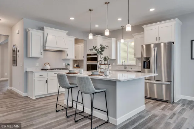 $749,900 | 920 Buffalo Street Northwest, Delano, MN 55328