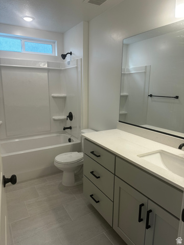 15 South Lunar Way Mapleton, UT 84664 - Photo 10 of 13 Bathroom featuring vanity and tub / shower combination