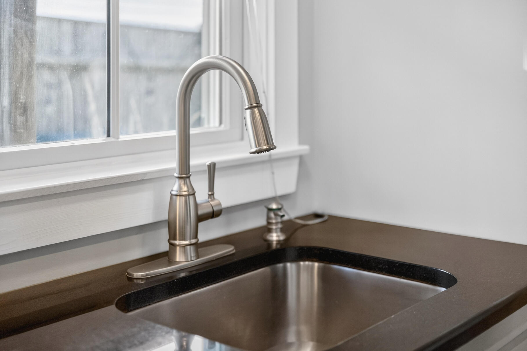 16 Conwell Street, Unit 3 Provincetown, MA 02657 - Photo 15 of 44 8P0A1850