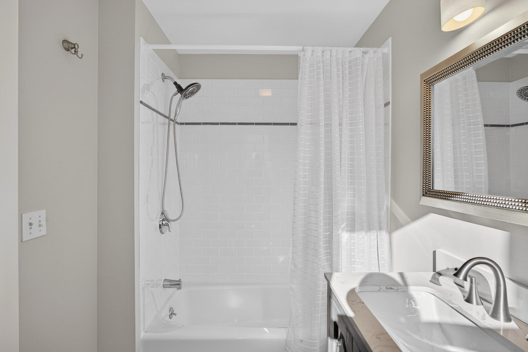 16 Conwell Street, Unit 3 Provincetown, MA 02657 - Photo 30 of 44 8P0A1823