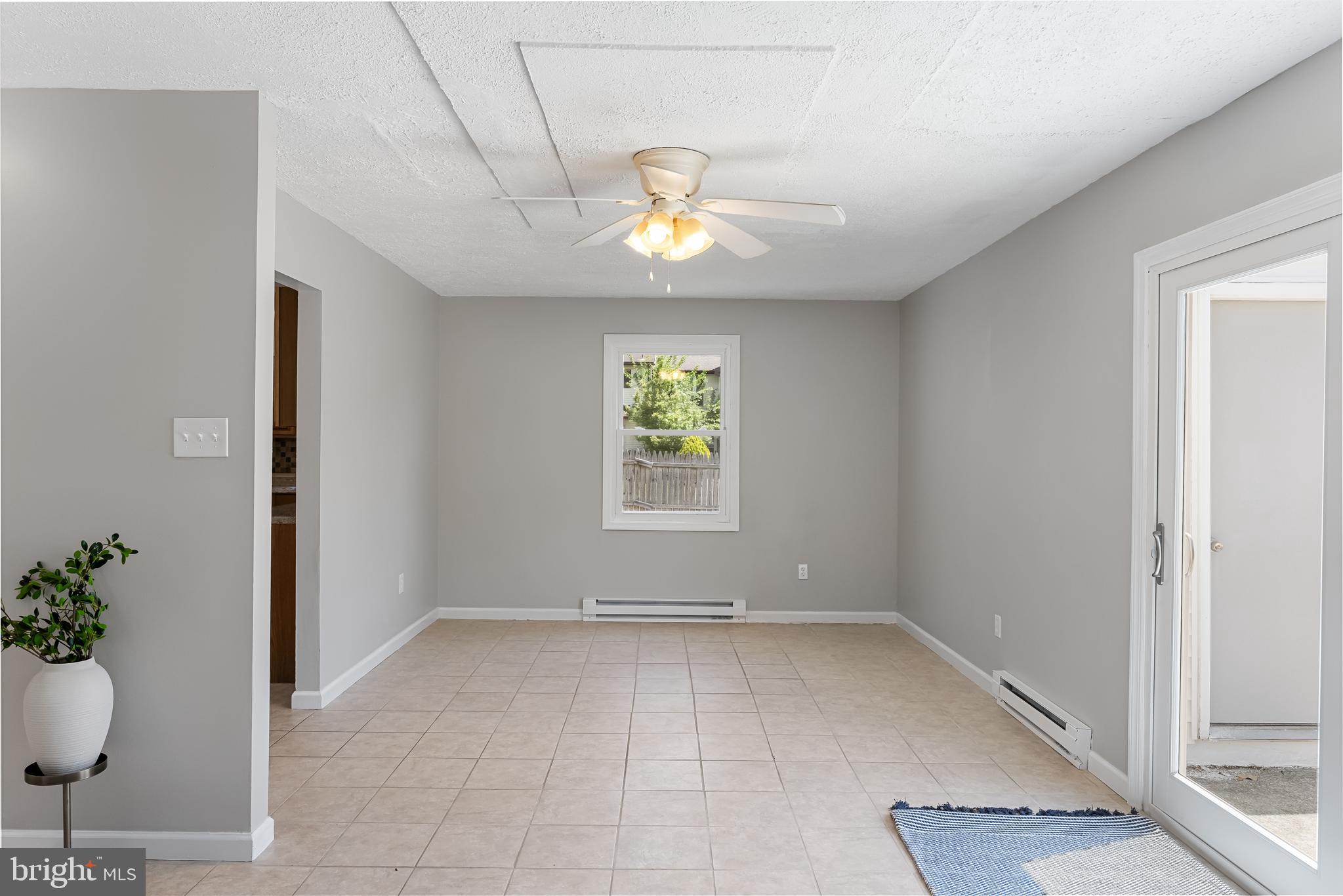1 Yorkshire Road Sicklerville, NJ 08081 - Photo 6 of 23