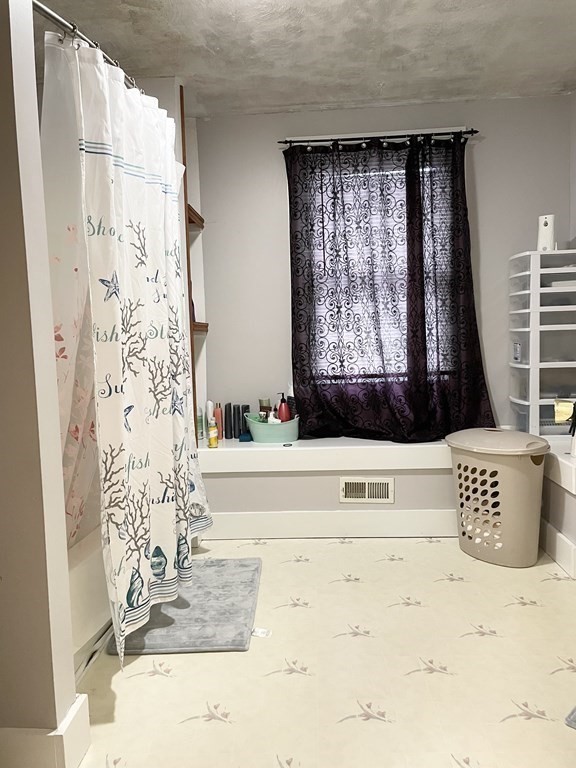 71-73 Brunswick Street Springfield, MA 01108 - Photo 16 of 30 Gallery Image 16