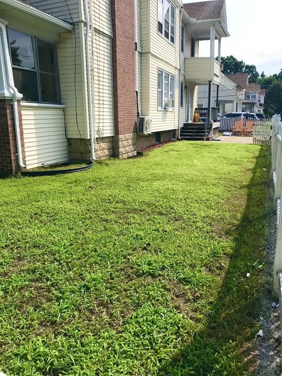 71-73 Brunswick Street Springfield, MA 01108 - Photo 4 of 30 Gallery Image 4