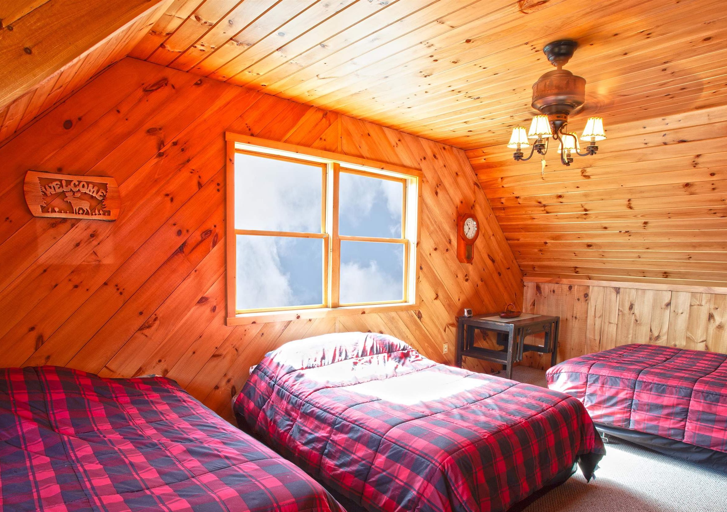 825 Case Lane Readsboro, VT 05350 - Photo 31 of 38