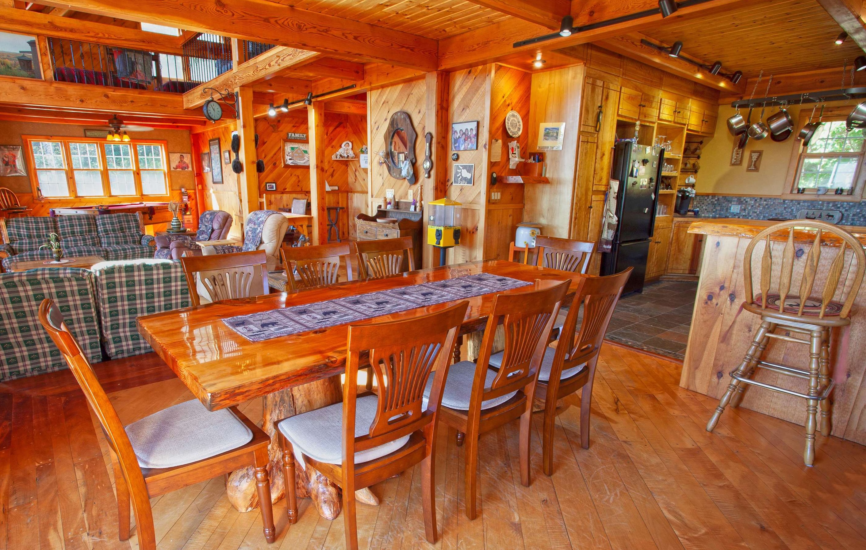 825 Case Lane Readsboro, VT 05350 - Photo 9 of 38