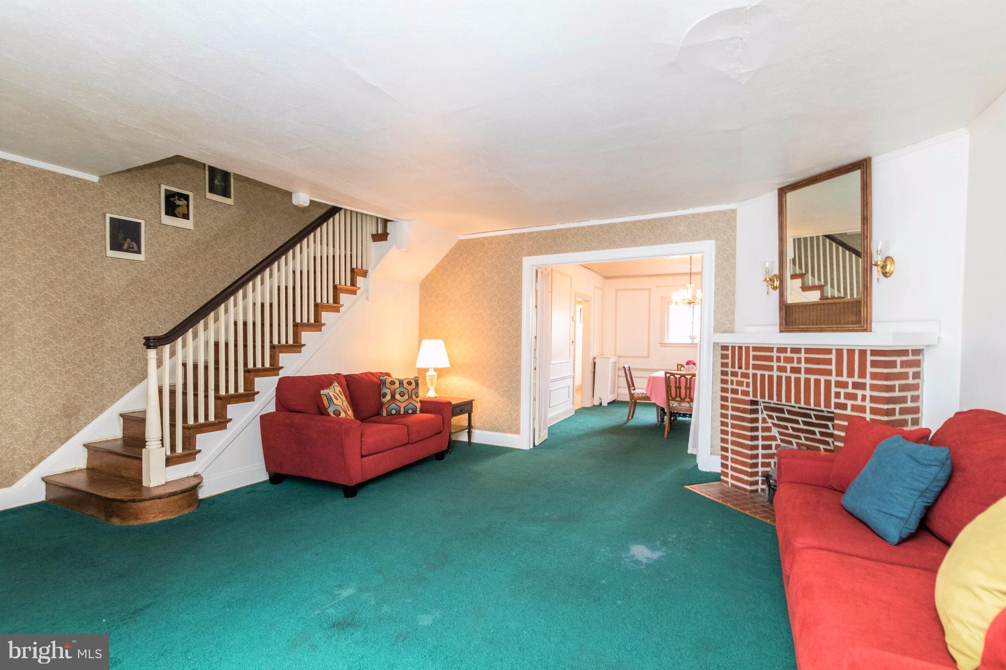 3607 Rexmere Road Baltimore, MD 21218 - Photo 5 of 23 Living Room