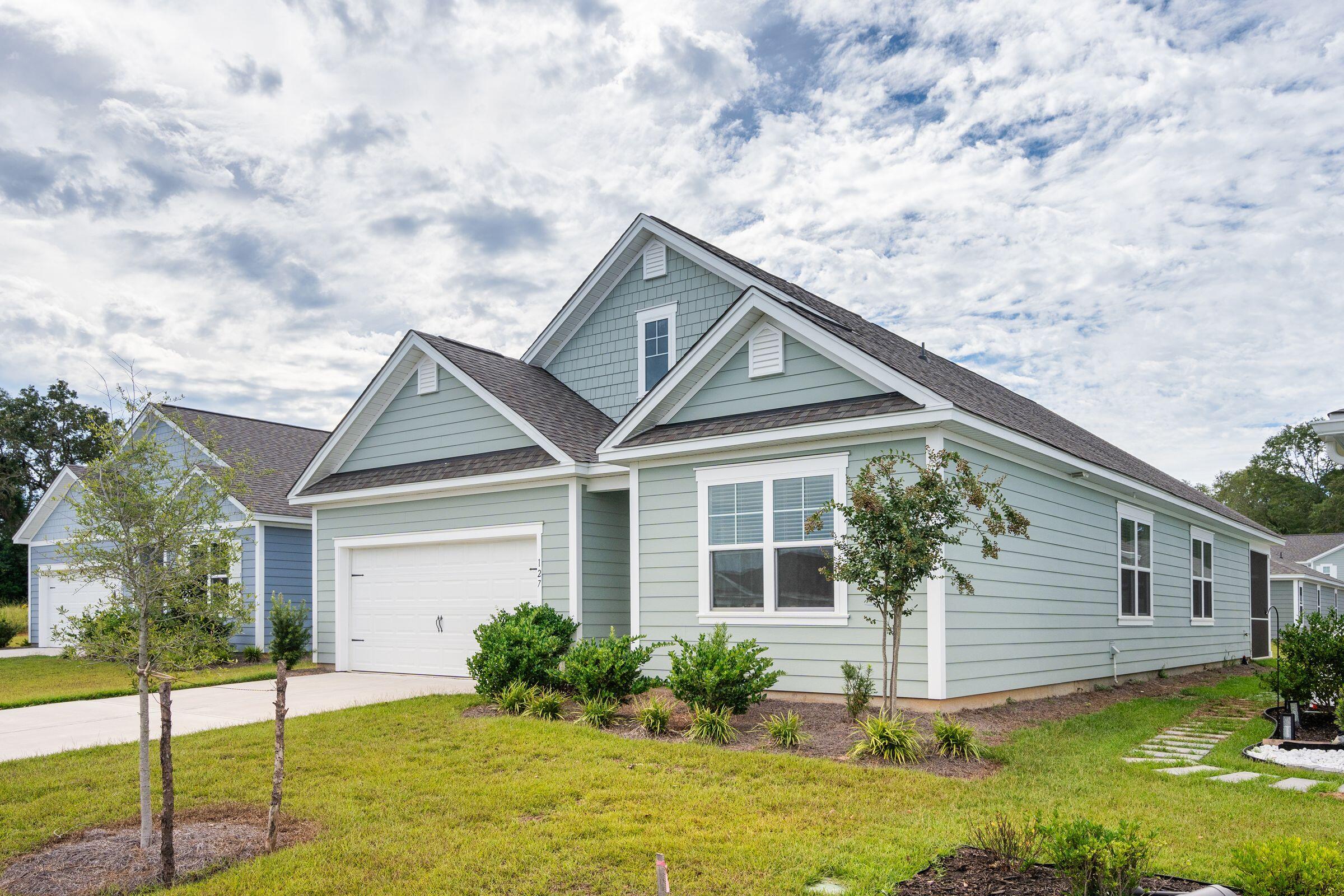 127 William Clark Boulevard Santee, SC 29142 - Photo 2 of 54 127 William Clark Blvd.