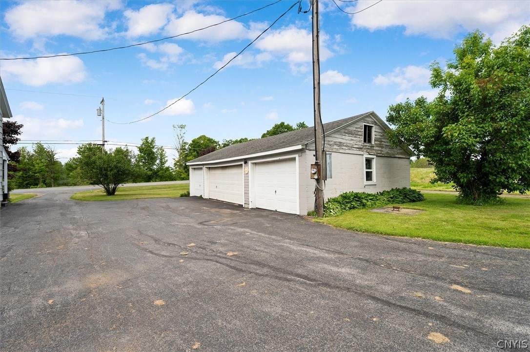5766 Highway 233 Rome, NY 13440 - Photo 3 of 39