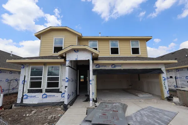 $369,999 | 347 West Rose Marie Lane, Montgomery, TX 77356