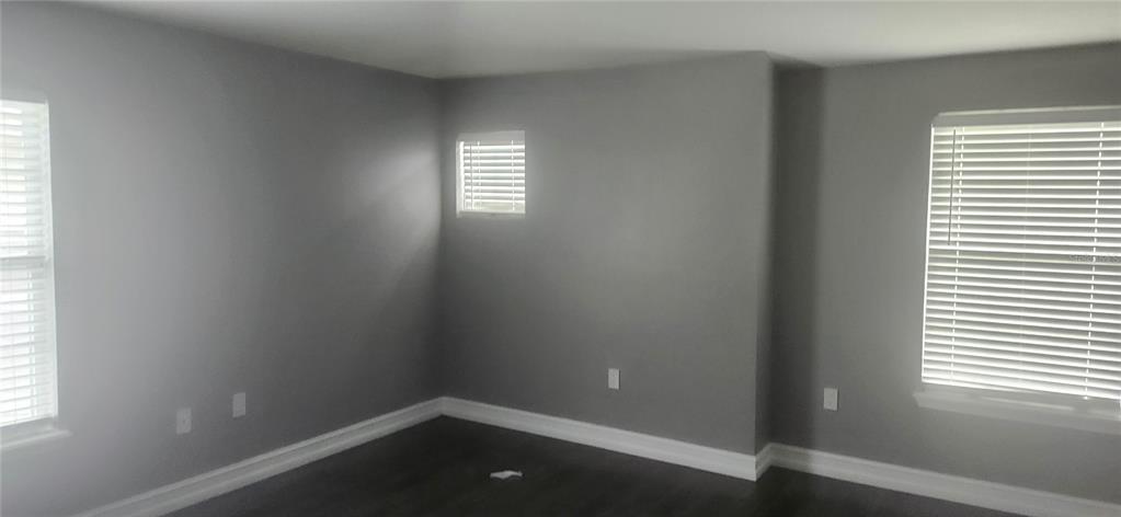 27606 Pleasure Ride Loop Wesley Chapel, FL 33544 - Photo 6 of 31