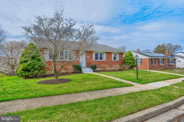 $399,900 | 211 Rothwell Drive, Lutherville-Timonium, MD 21093