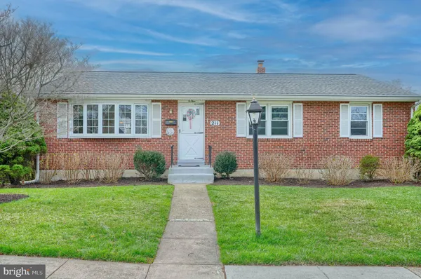 $399,900 | 211 Rothwell Drive, Lutherville-Timonium, MD 21093