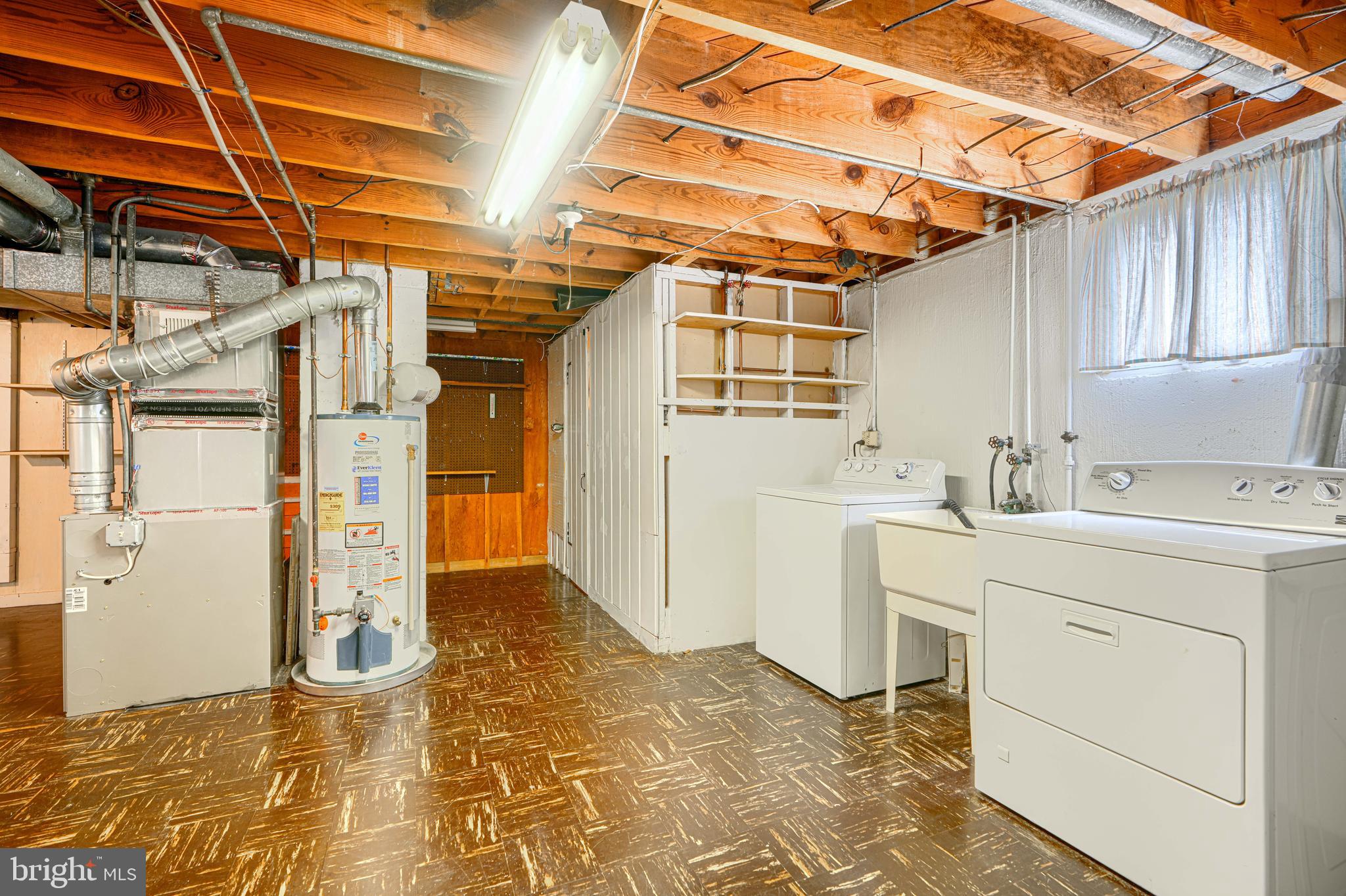 211 Rothwell Drive Lutherville-Timonium, MD 21093 - Photo 29 of 39 Laundry room