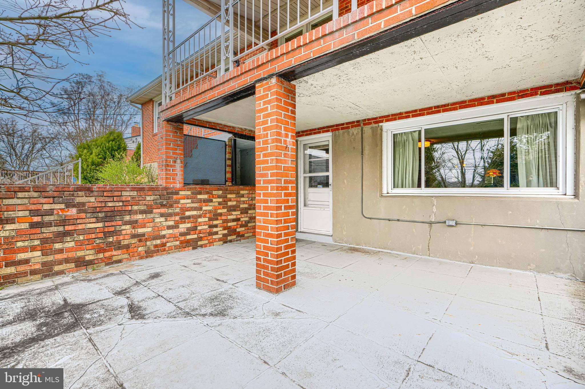 211 Rothwell Drive Lutherville-Timonium, MD 21093 - Photo 35 of 39 Rear lower patio