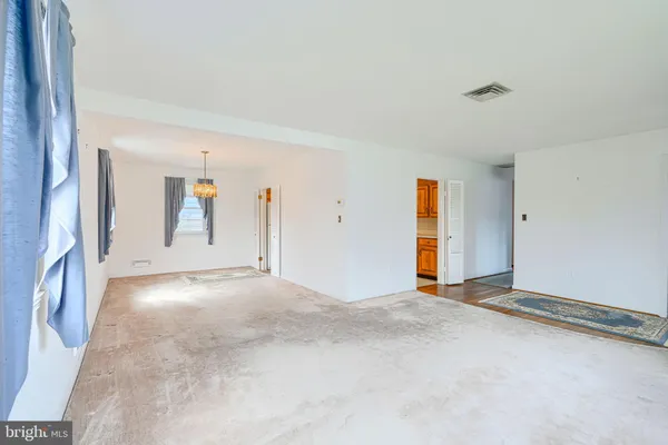 $399,900 | 211 Rothwell Drive, Lutherville-Timonium, MD 21093