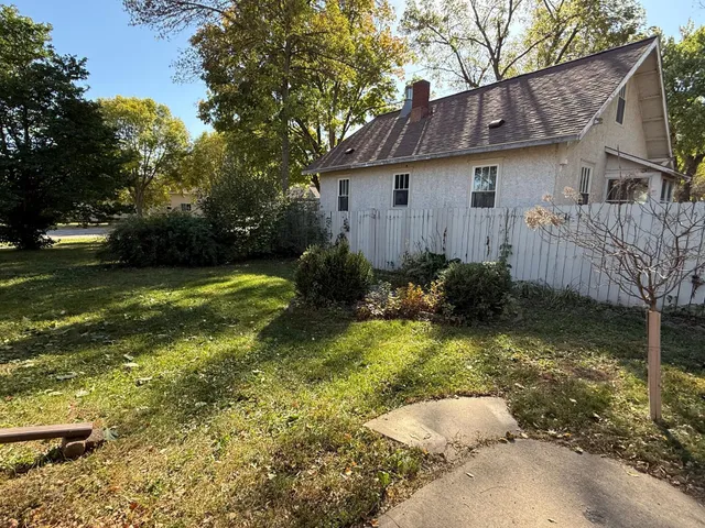 $168,000 | 810 South Mill Street, Redwood Falls, MN 56283