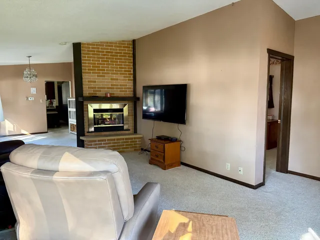 $168,000 | 810 South Mill Street, Redwood Falls, MN 56283