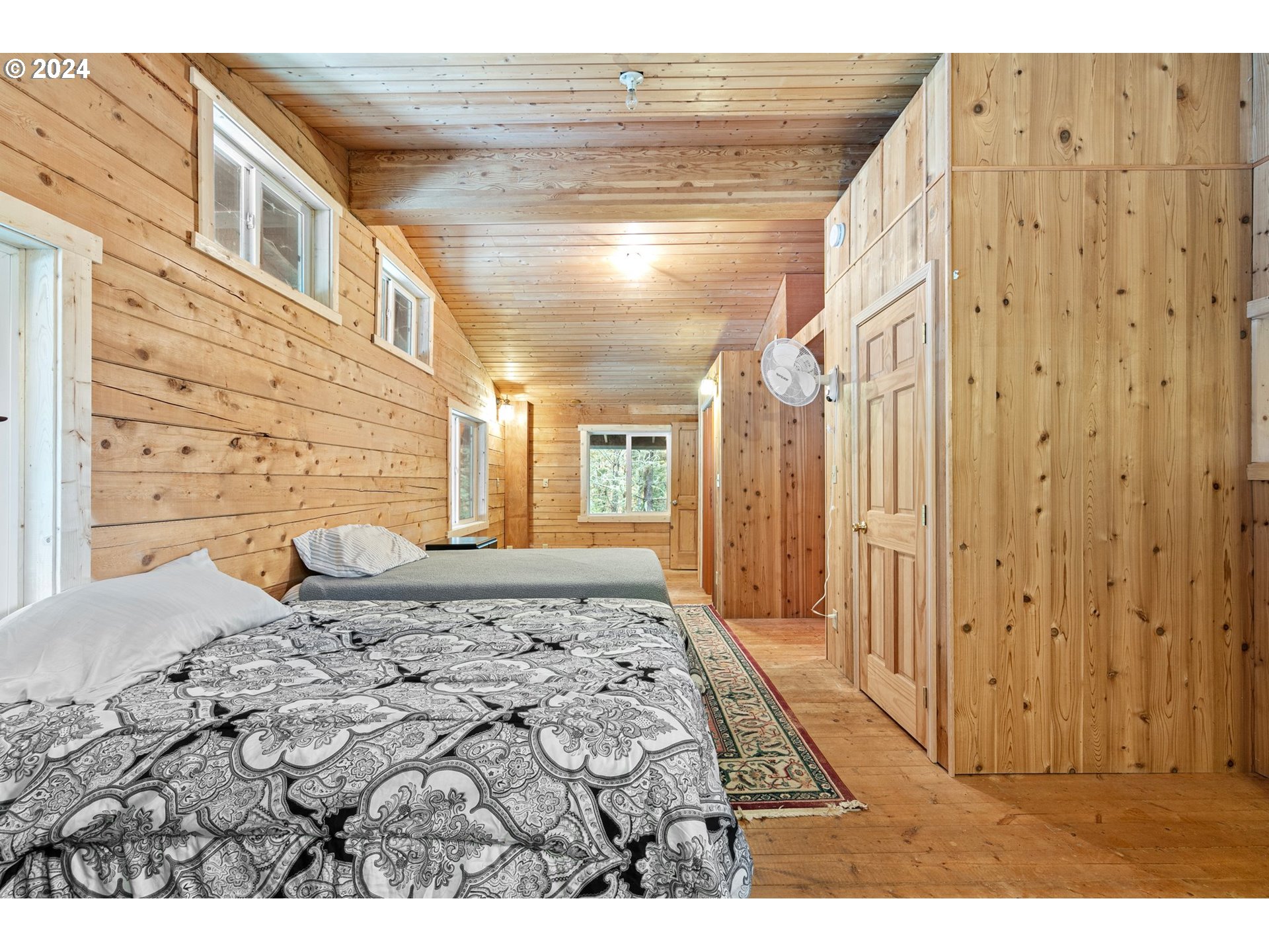 923 Lone Rock Road Glide, OR 97443 - Photo 26 of 48 Primary Bedroom