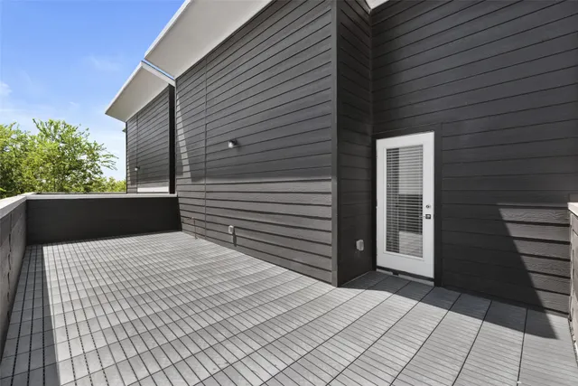 a view of patio with a patio