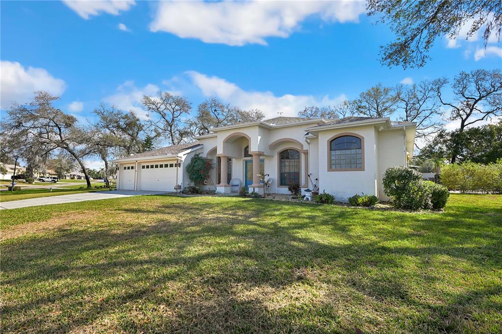 13855 Rudi Loop Spring Hill, FL 34609 - Photo 2 of 70