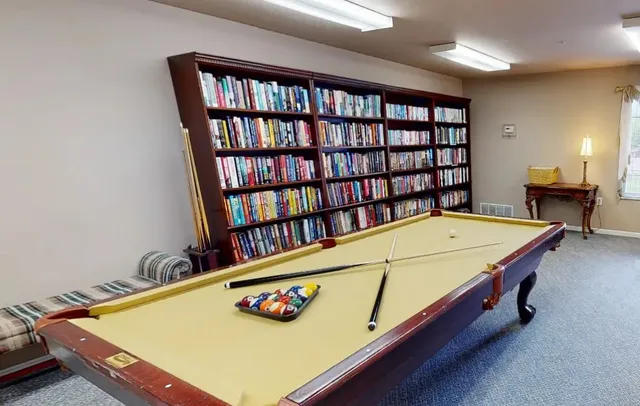 $1,469 | 300 Kennely Road, Saginaw, MI 48609