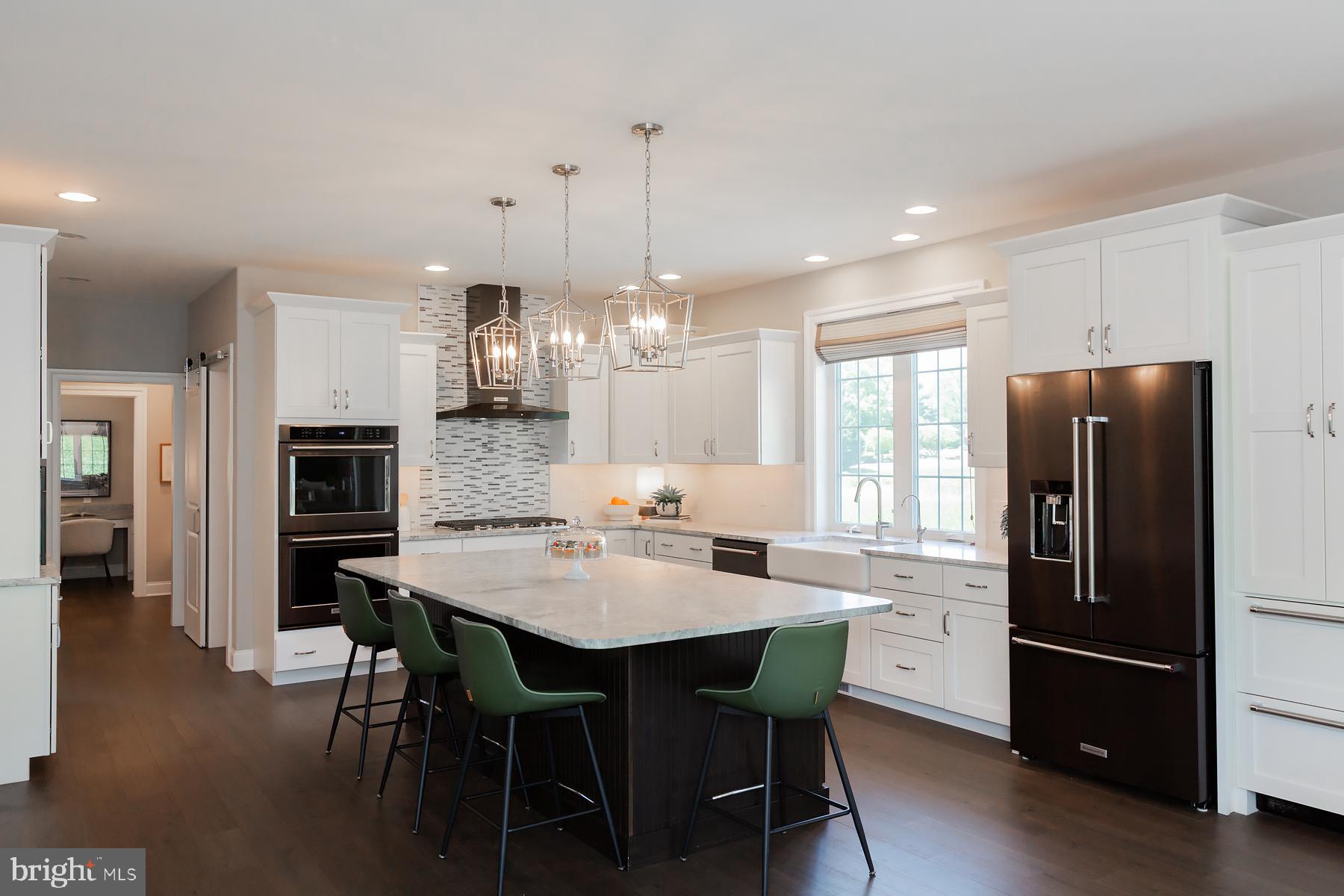 425 East Delp Road Lancaster, PA 17601 - Photo 13 of 119 Awesome island for entertaining