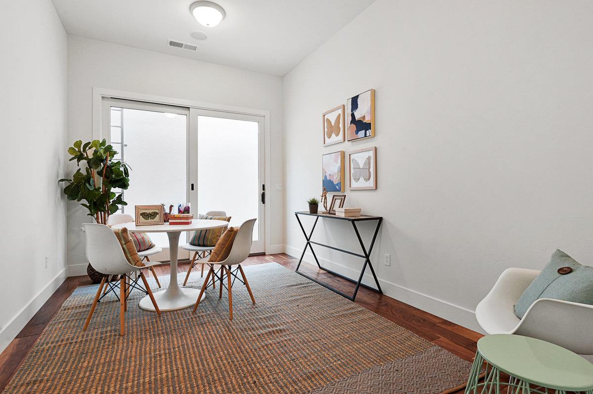 782 Dixon Way Los Altos, CA 94022 - Photo 29 of 38 a dining room with furniture and window