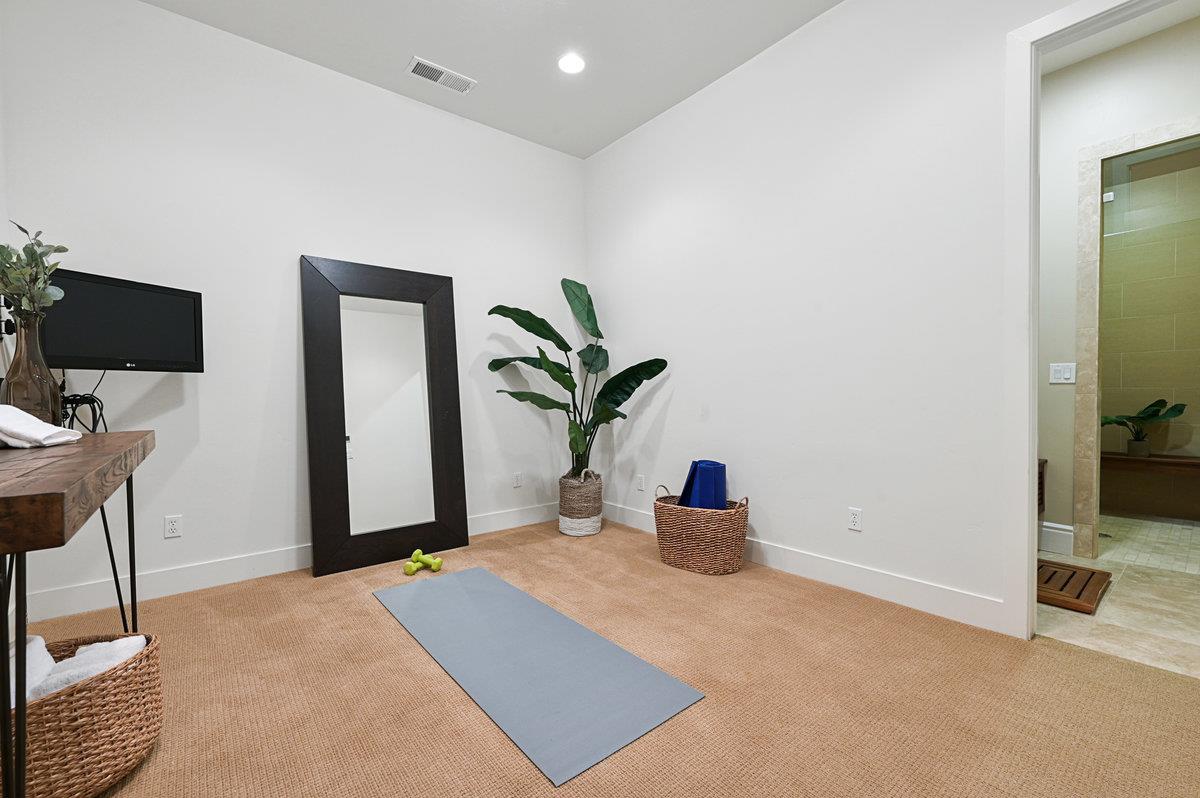 782 Dixon Way Los Altos, CA 94022 - Photo 32 of 38 a bedroom with a bed and a potted plant