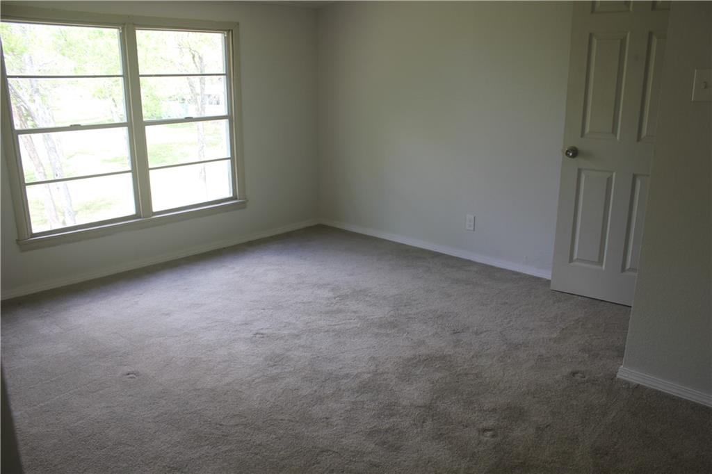 212 East Loop 340 Bellmead, TX 76705 - Photo 4 of 17