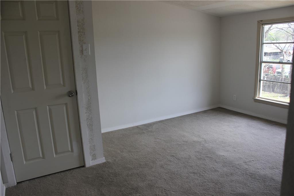 212 East Loop 340 Bellmead, TX 76705 - Photo 5 of 17