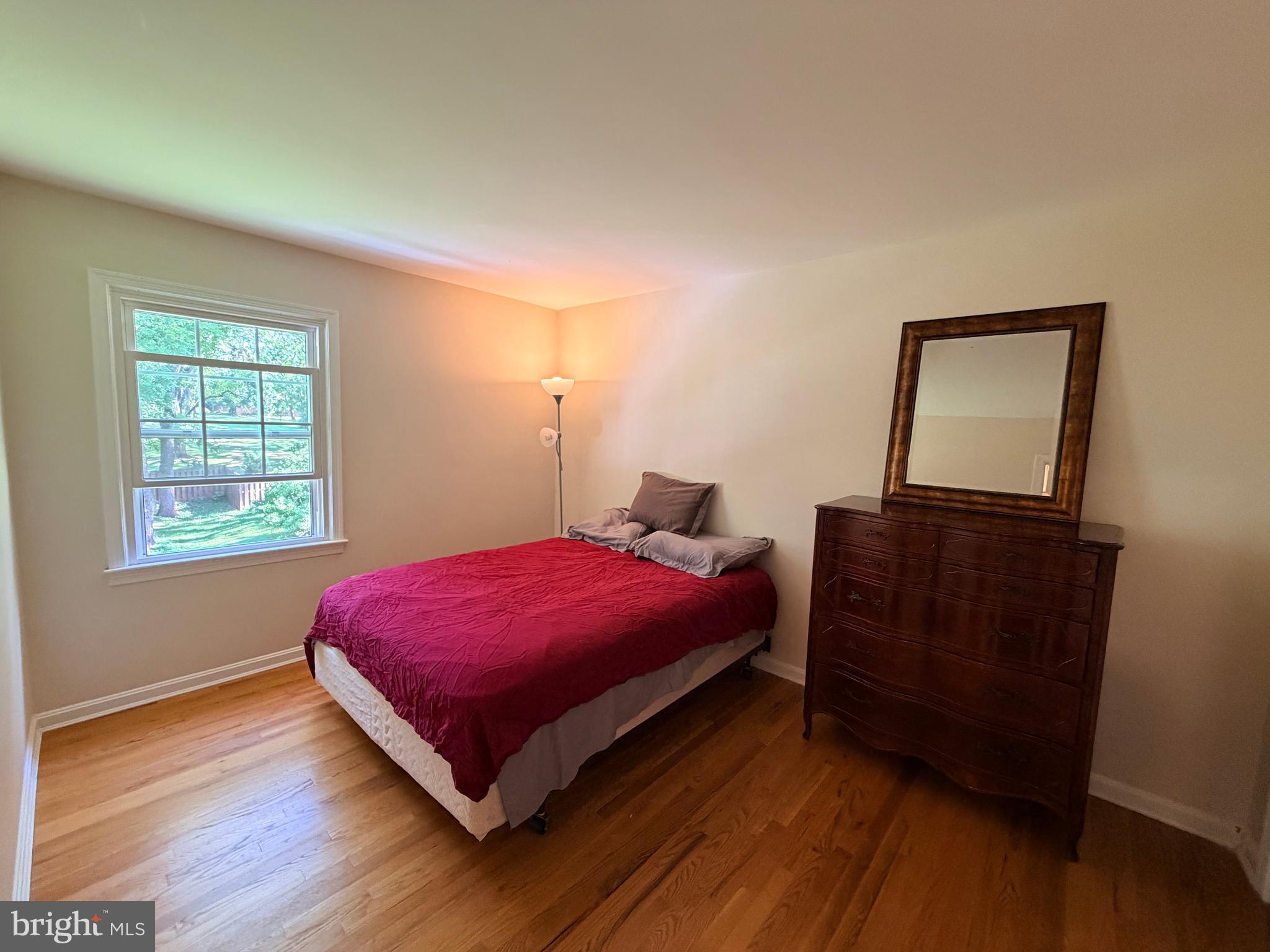 10802 Hunt Club Road Reston, VA 20190 - Photo 32 of 39 Gallery Image 32