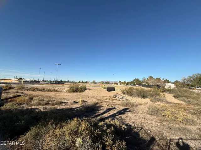 $129,900 | 518 East Washington Street, Anthony, TX 79821