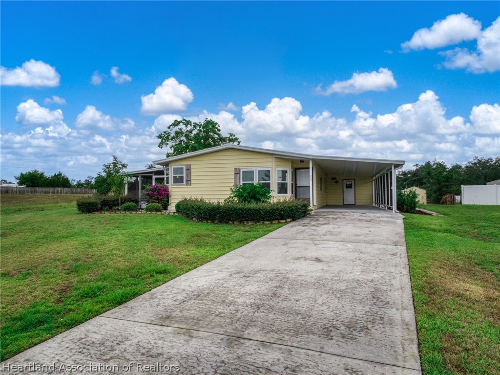 223 Hickory Ridge Drive Sebring, FL 33876 - Photo 41 of 43