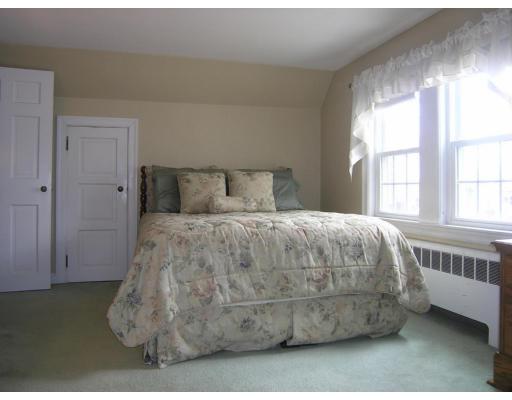 27 Fairview Road Woburn, MA 01801 - Photo 13 of 17 Gallery Image 13