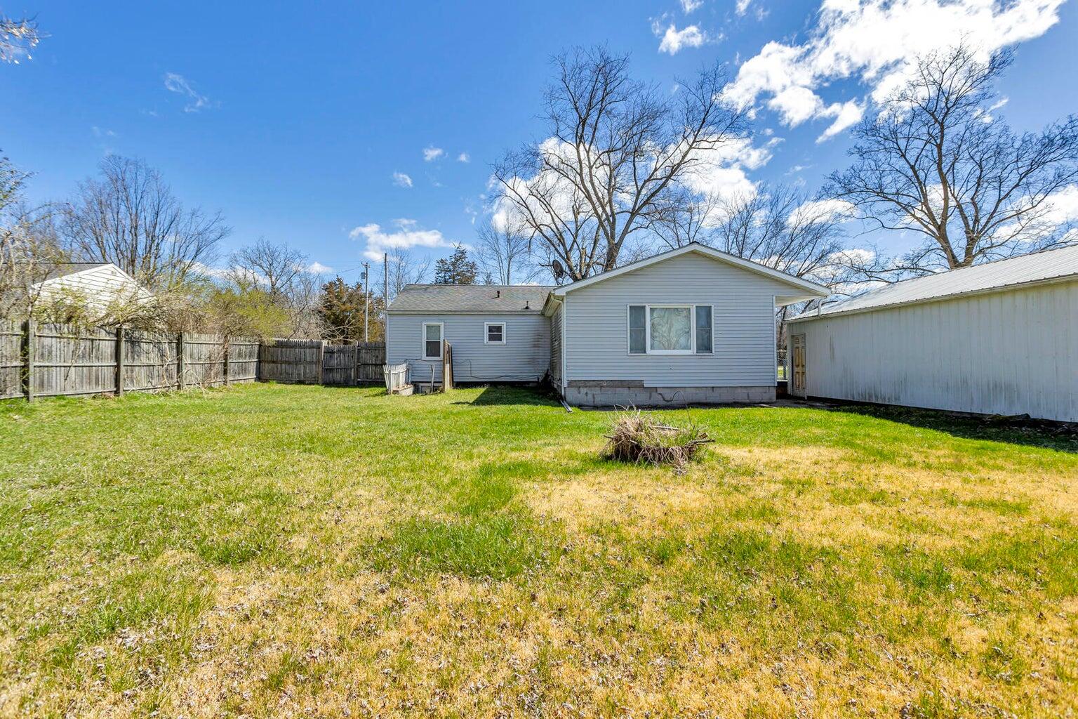 4564 Ackerson Lake Road Jackson, MI 49201 - Photo 7 of 51 7