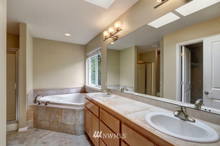 23005 12th Drive Southeast Bothell, WA 98021 - Photo 15 of 25