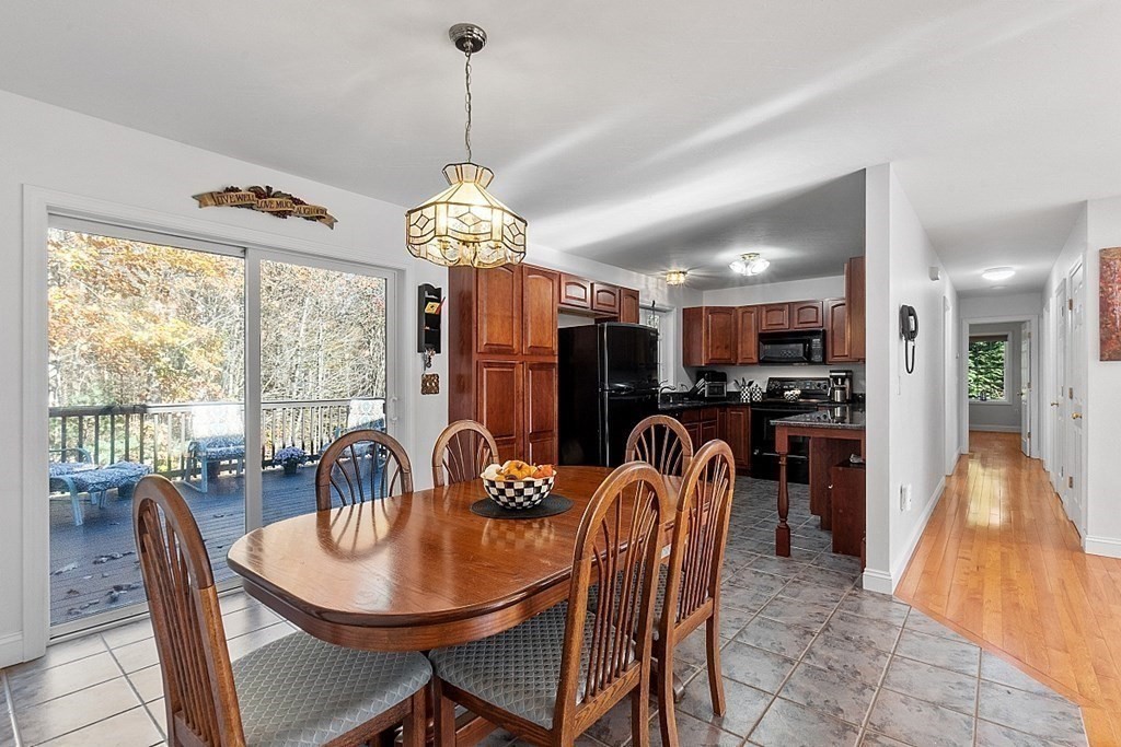 8 Royalston Road Phillipston, MA 01331 - Photo 11 of 34