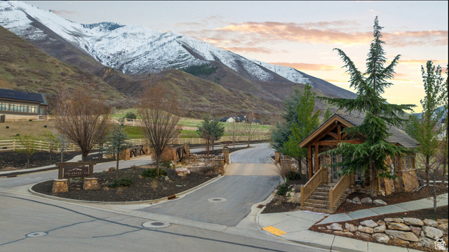 2042 South Valley Drive, Unit 57 Mapleton, UT 84664 - Photo 7 of 16 View of mountain background