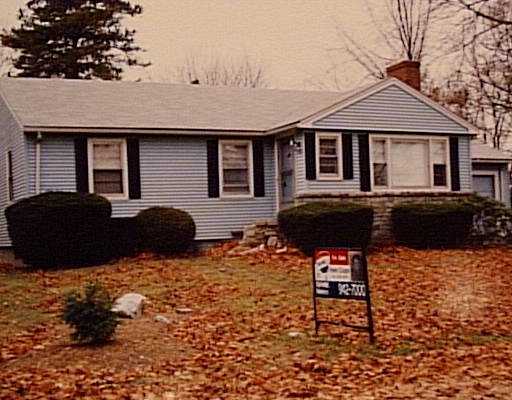 85 Dedham Road Warwick, RI 02888 - Photo 1 of 1 Exterior Front.
