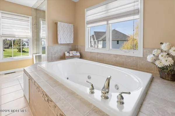 $1,535,000 | 33 Great Bridge Road, Freehold, NJ 07728