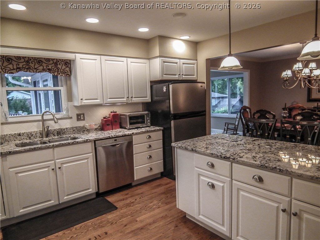 1605 Greystone Road Charleston, WV 25314 - Photo 4 of 30 Gallery Image 4