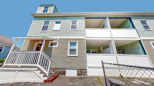 $3,100 | 5 A Ropes Street, Unit 2, Salem, MA 01970