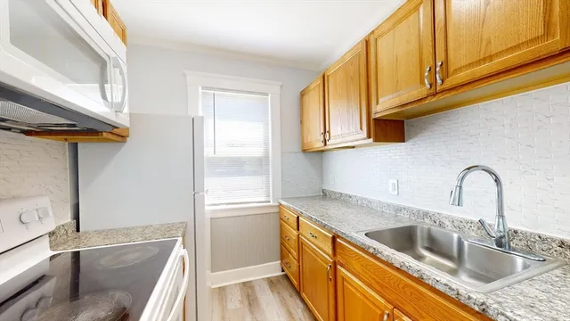 $3,100 | 5 A Ropes Street, Unit 2, Salem, MA 01970