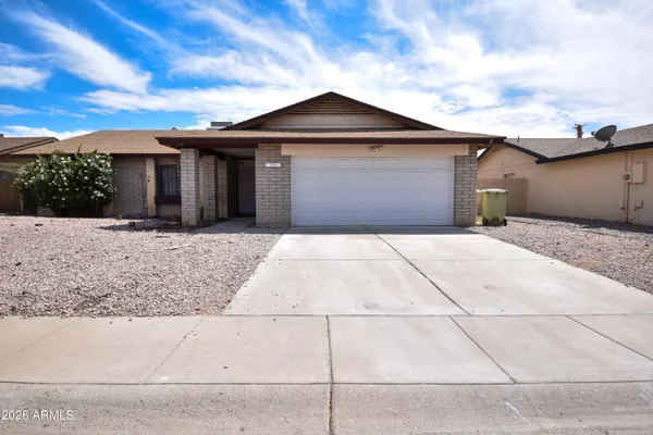 $1,750 | 6525 West Mercer Lane, Glendale, AZ 85304