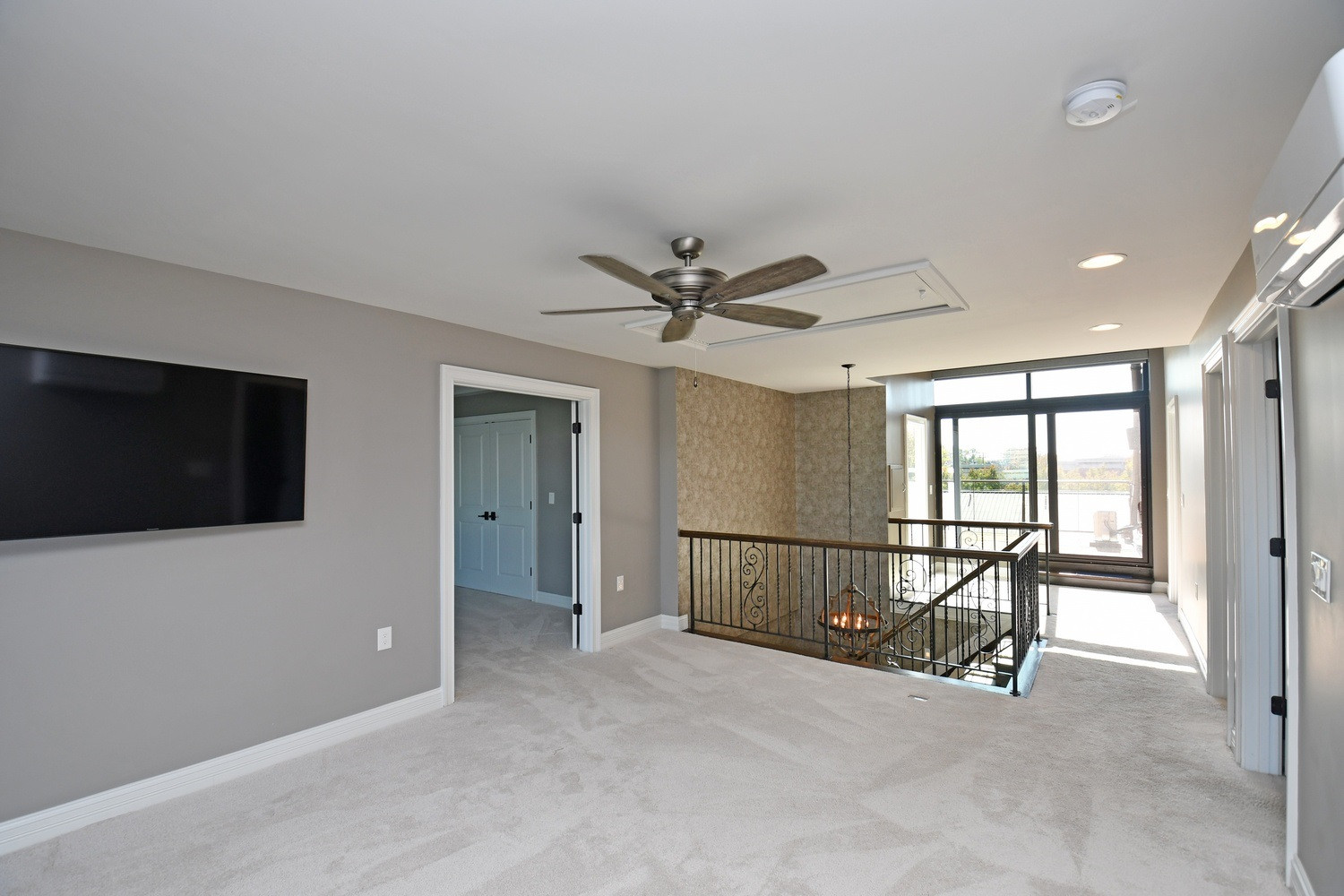 1 Riverside Place, Unit 504 Covington, KY 41011 - Photo 28 of 43
