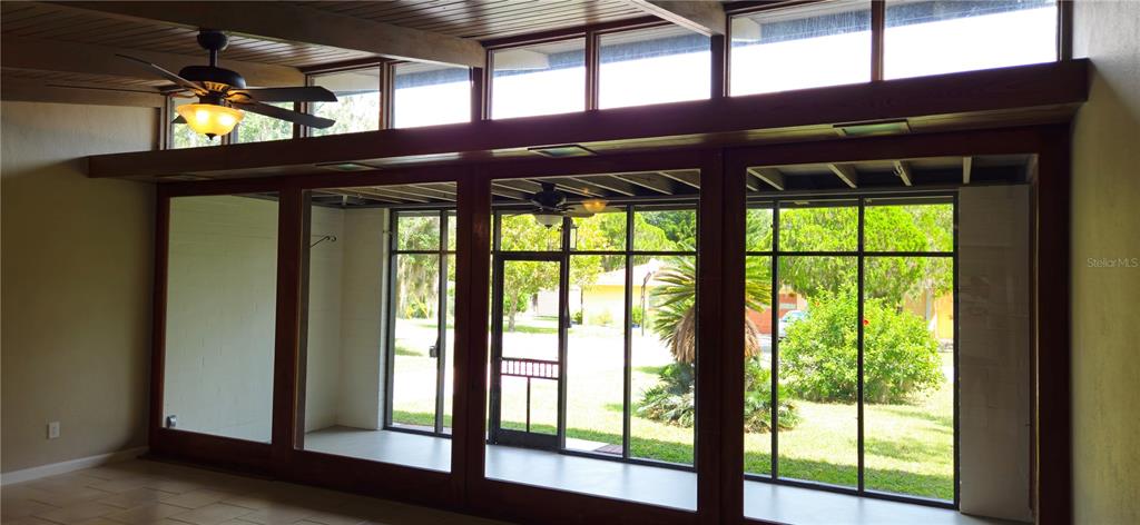 126 East Cypress Avenue Howey-in-the-Hills, FL 34737 - Photo 11 of 33